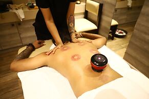 Efcee Sarovar Premiere Bhavnagar