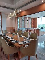 Efcee Sarovar Premiere Bhavnagar