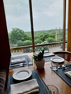 Efcee Sarovar Premiere Bhavnagar