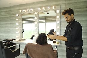 Efcee Sarovar Premiere Bhavnagar