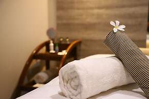 Efcee Sarovar Premiere Bhavnagar