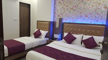 Hotel Sanjary Palace