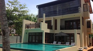 Chillax Villas