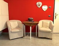 Appartamento Vista Lago Red & Grey