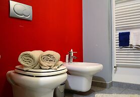 Appartamento Vista Lago Red & Grey