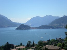 Appartamento Vista Lago Red & Grey