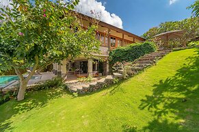 Sumberkima Hill Private Villa Retreat