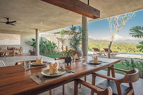 Sumberkima Hill Private Villa Retreat