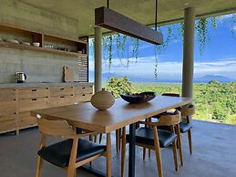 Sumberkima Hill Private Villa Retreat