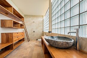 Sumberkima Hill Private Villa Retreat