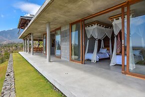 Sumberkima Hill Private Villa Retreat