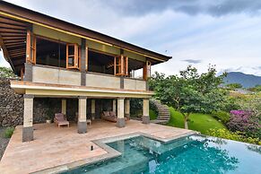 Sumberkima Hill Private Villa Retreat