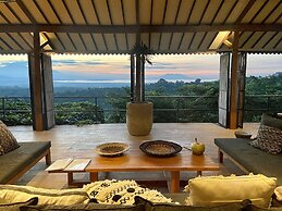 Sumberkima Hill Private Villa Retreat