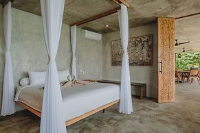 Sumberkima Hill Private Villa Retreat