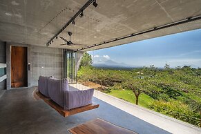Sumberkima Hill Private Villa Retreat