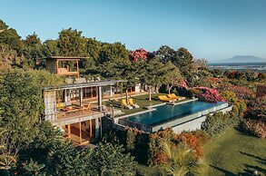 Sumberkima Hill Private Villa Retreat