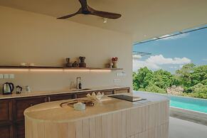 Sumberkima Hill Private Villa Retreat