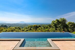 Sumberkima Hill Private Villa Retreat