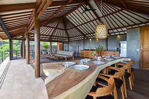 Sumberkima Hill Private Villa Retreat