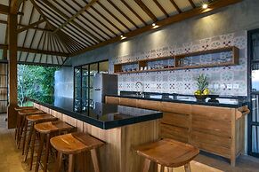 Sumberkima Hill Private Villa Retreat