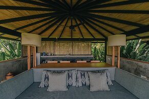 Sumberkima Hill Private Villa Retreat