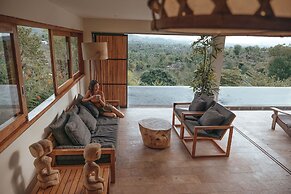 Sumberkima Hill Private Villa Retreat