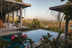 Sumberkima Hill Private Villa Retreat