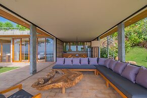 Sumberkima Hill Private Villa Retreat