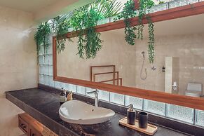 Sumberkima Hill Private Villa Retreat