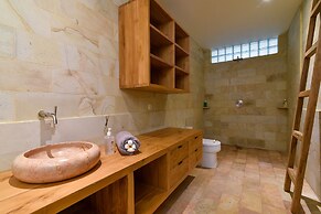 Sumberkima Hill Private Villa Retreat