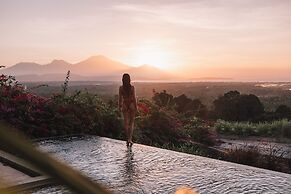 Sumberkima Hill Private Villa Retreat