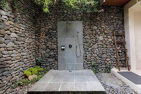 Sumberkima Hill Private Villa Retreat