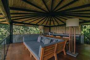 Sumberkima Hill Private Villa Retreat