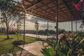 Sumberkima Hill Private Villa Retreat
