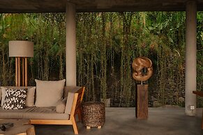 Sumberkima Hill Private Villa Retreat