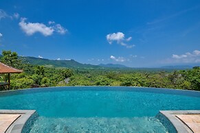 Sumberkima Hill Private Villa Retreat