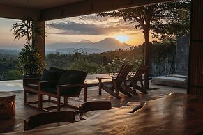 Sumberkima Hill Private Villa Retreat