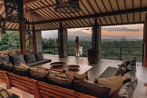 Sumberkima Hill Private Villa Retreat