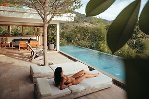 Sumberkima Hill Private Villa Retreat