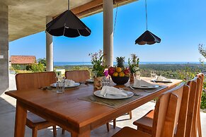 Sumberkima Hill Private Villa Retreat