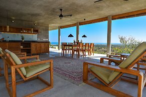 Sumberkima Hill Private Villa Retreat