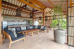 Sumberkima Hill Private Villa Retreat