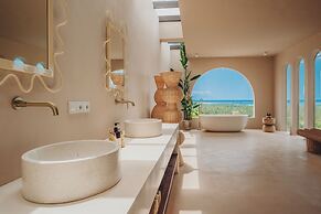 Sumberkima Hill Private Villa Retreat