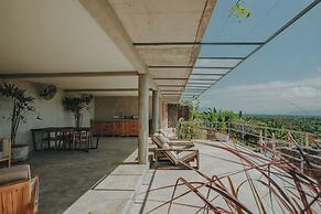 Sumberkima Hill Private Villa Retreat