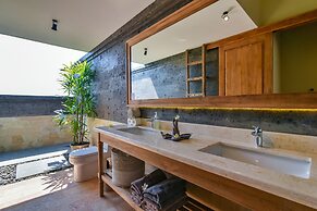 Sumberkima Hill Private Villa Retreat