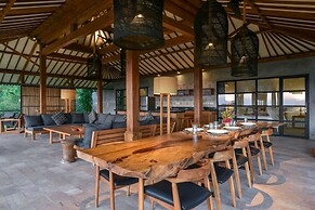 Sumberkima Hill Private Villa Retreat