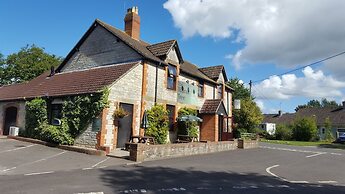 Walnut Tree Hotel