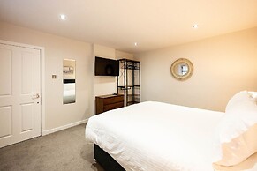 New Inn Hotel