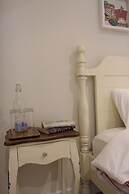 Cottonwood Bed & Breakfast House