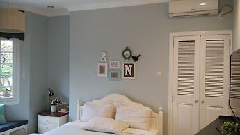 Cottonwood Bed & Breakfast House